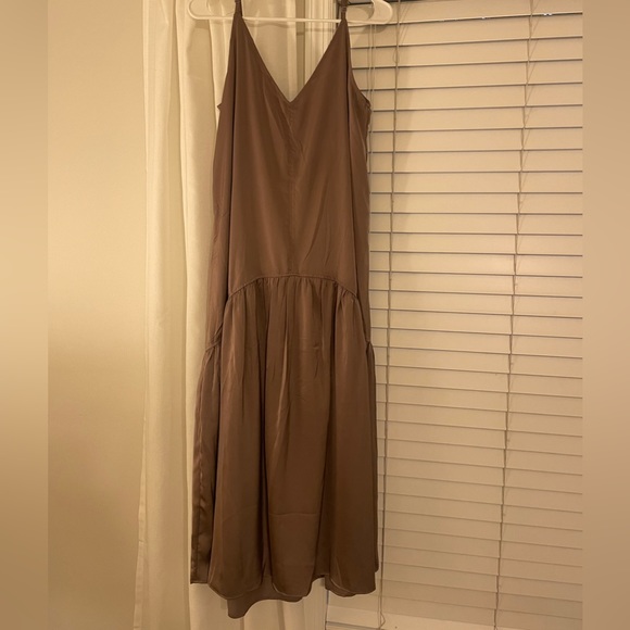 Limelight Satin High Low Maxi Dress - Mauve - Small - Vici - Picture 3 of 3